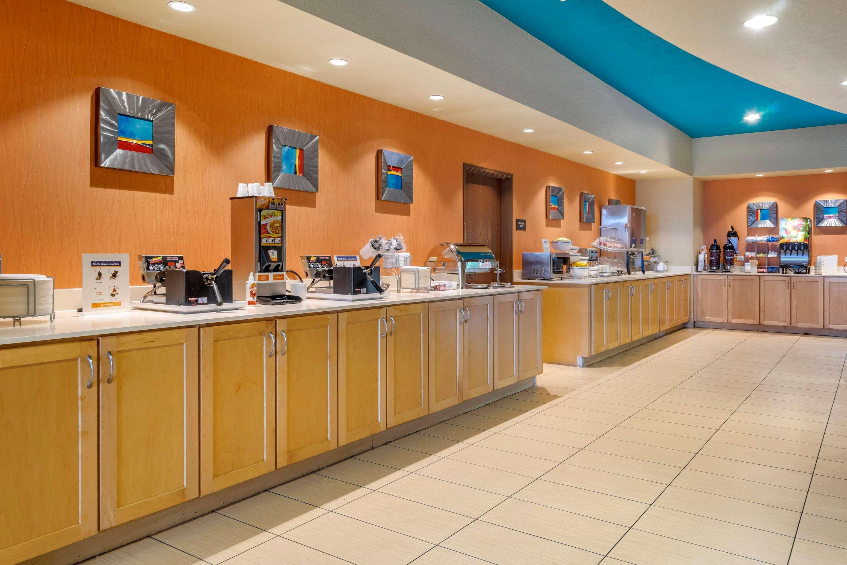 Hampton Inn By Hilton Tampa Fairgrounds Casino Mango Bagian luar foto
