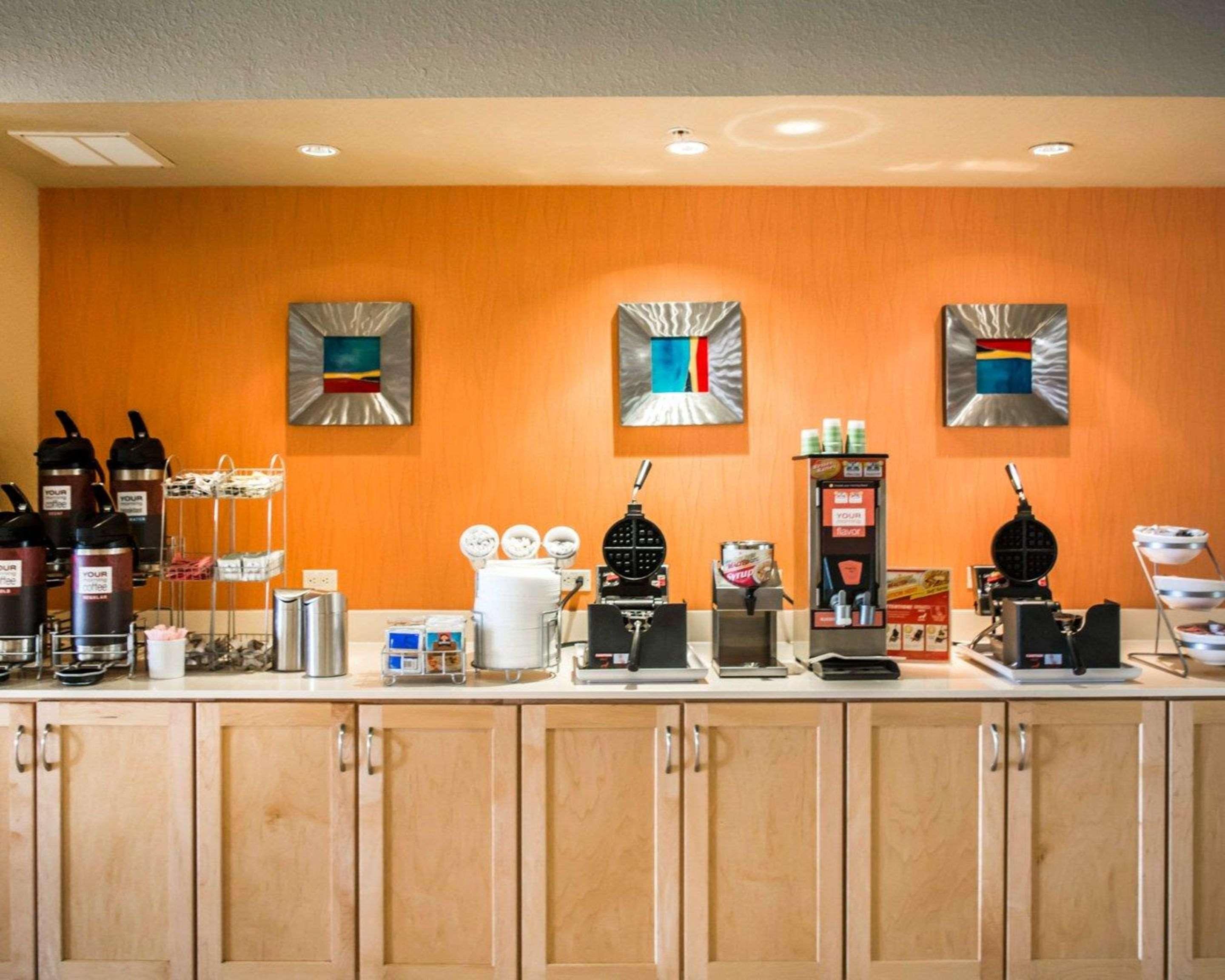 Hampton Inn By Hilton Tampa Fairgrounds Casino Mango Bagian luar foto